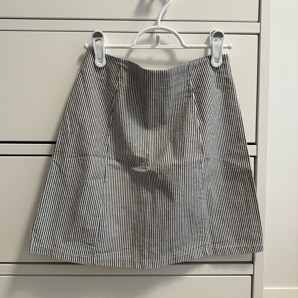Brandy Melville Striped Mini Skirt - Picture 1 of 2
